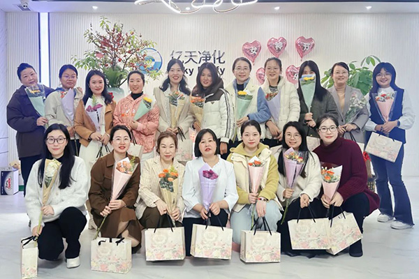 女神節(jié)丨祝你向陽而生，光芒萬丈！